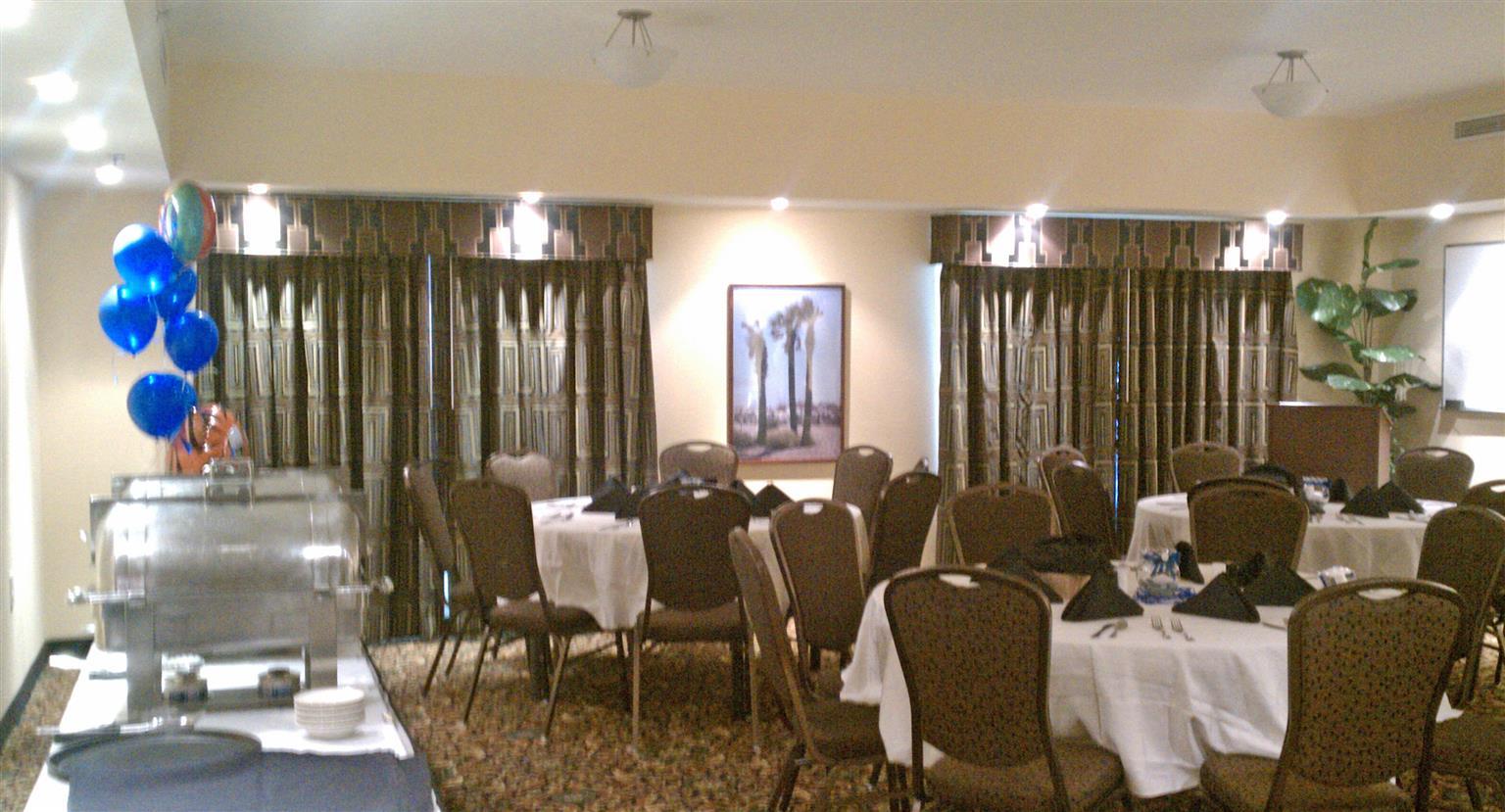 Best Western Plus Westgate Inn And Suites Leland Restoran fotoğraf